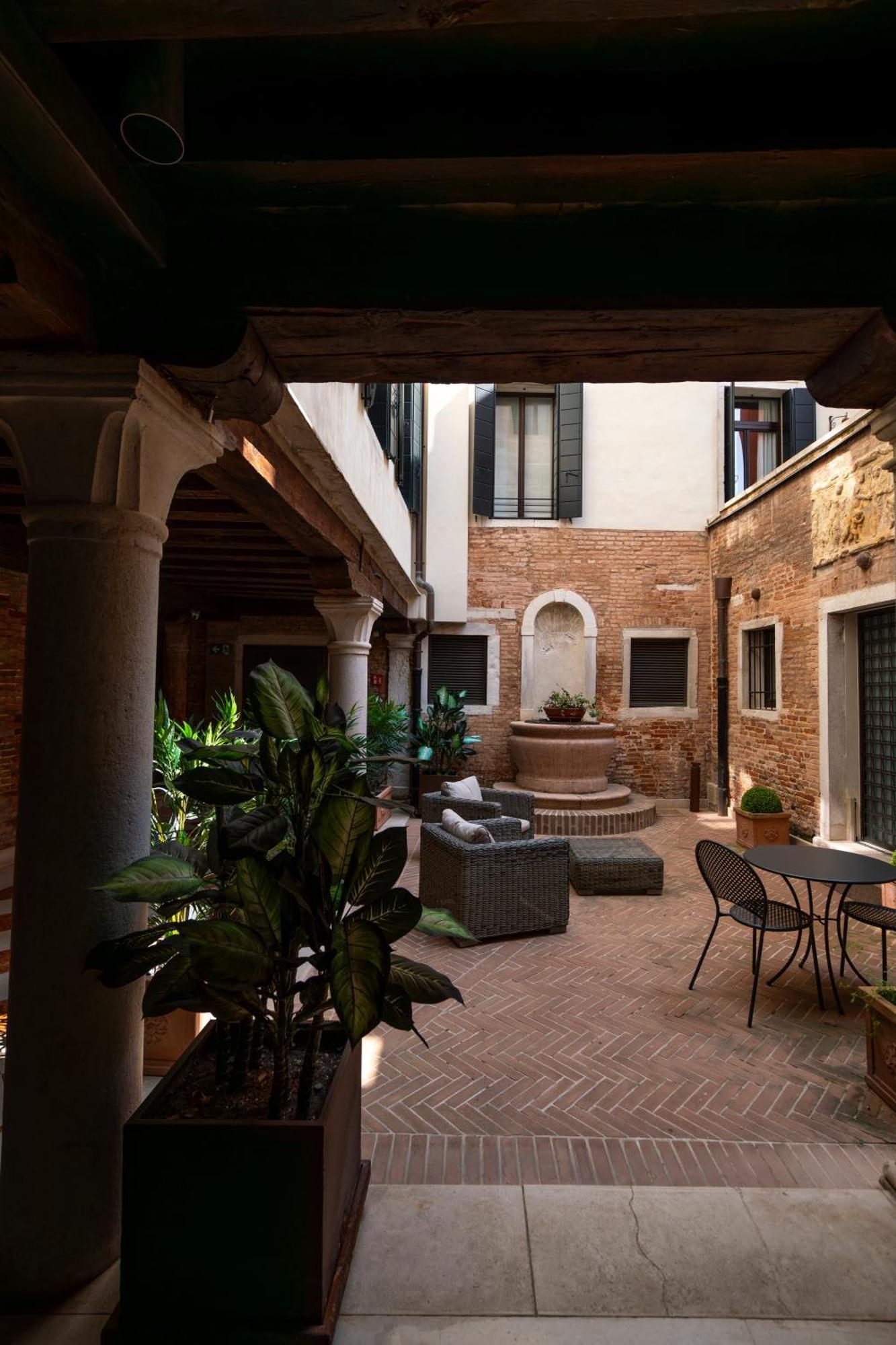 Palazzo Morosini Degli Spezieri - Lifestyle Apartamento *